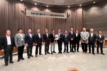 総会での集合写真