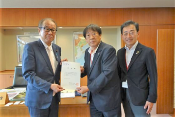 国土交通省での要望活動の様子