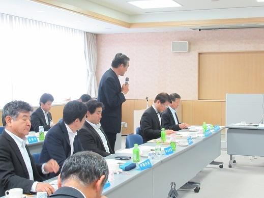 第1回臨時市長会議中の写真