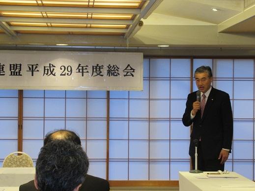彦根商店街連盟平成29年度総会で挨拶をしている市長の写真