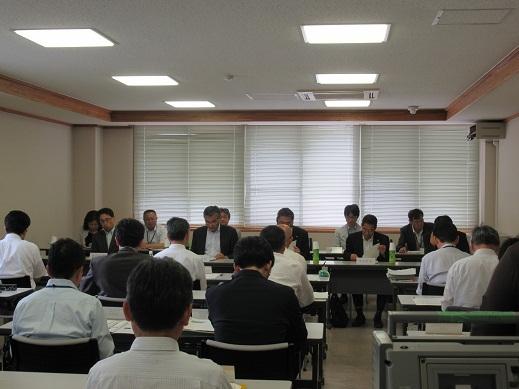 平成29年度湖東地域市町長会議中の写真