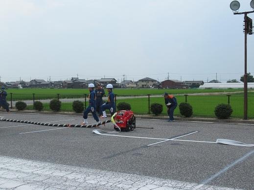 訓練をしている写真