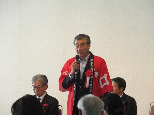 平成29年度英霊にこたえる会第3ブロック滋賀大会で挨拶をしている市長の写真