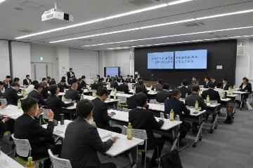 総会の様子