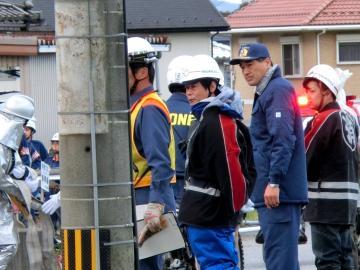 秋の火災防御訓練でに参加している市長の写真