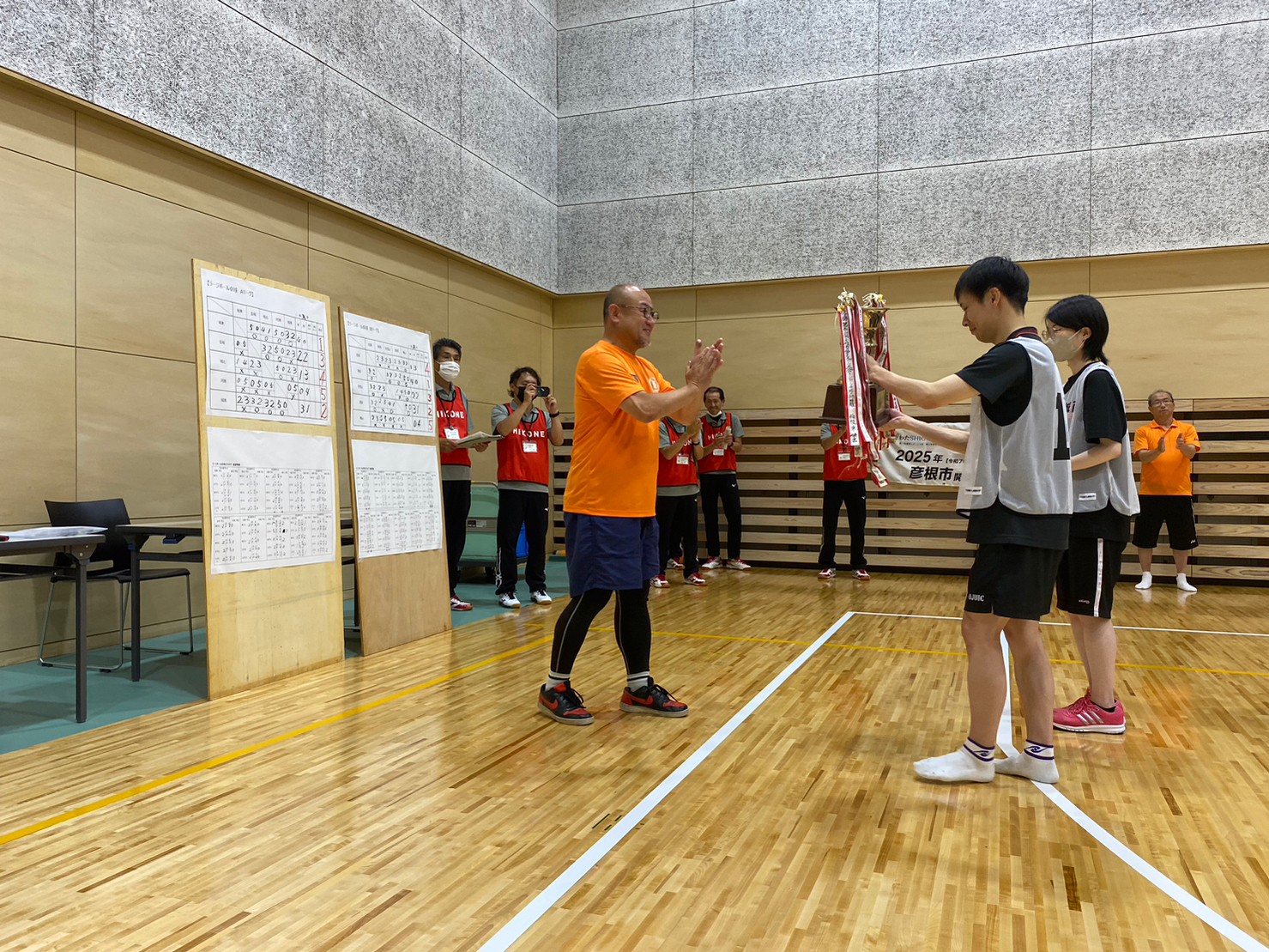 表彰式の様子の写真