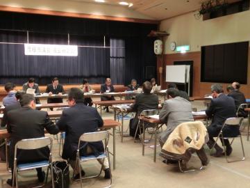 高宮地域文化センターで開催された議会報告会の写真