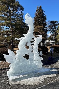 竜の氷彫の写真