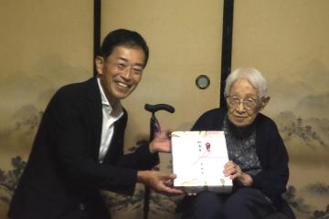 山口 光子様との写真