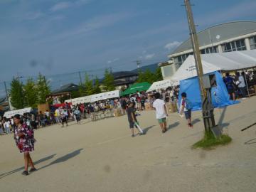 金城学区で開催された夏祭りの写真