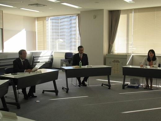 滋賀県市町村職員研修センター2月定例会会議中の写真