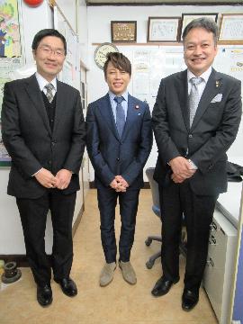 長浜市長と西川貴教さんと市長の写真