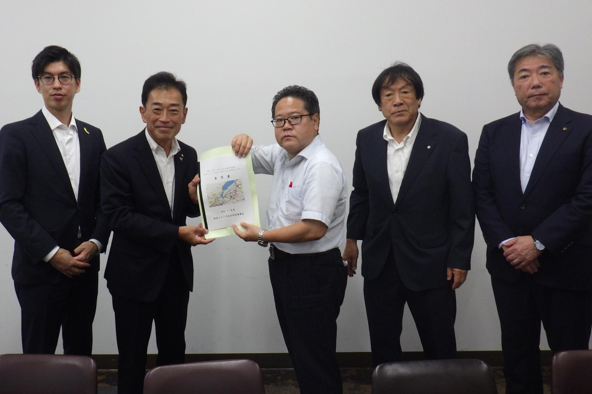 財務省での要望活動の様子