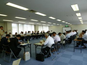 「彦根市防災会議および彦根市国民保護協議会」会議の様子の写真