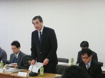 彦根市歴史的風致維持向上協議会で挨拶をしている市長の写真