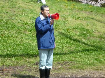 「エコピアの森彦根」の開催にあたり挨拶をする市長の写真