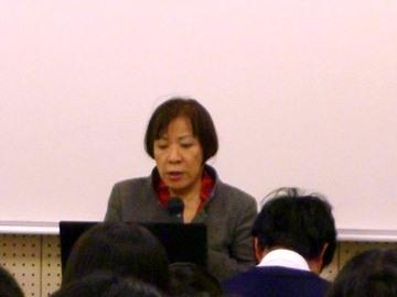 近江高等学校で講演をしている副市長の写真