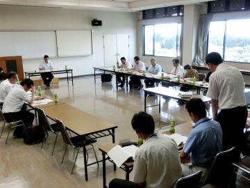 都市計画審議会場内の写真