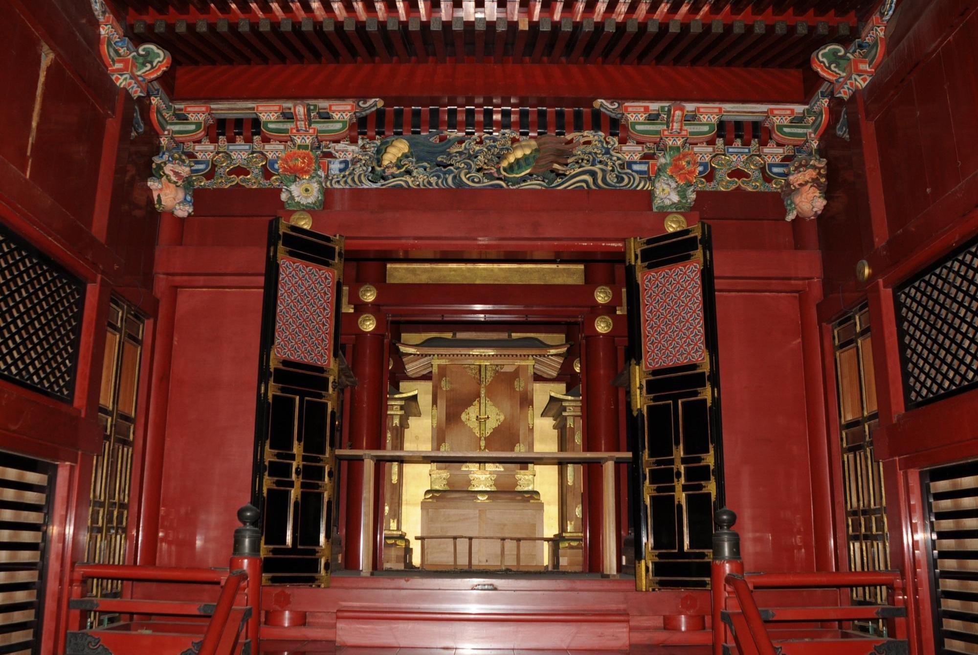 旧井伊神社の内観