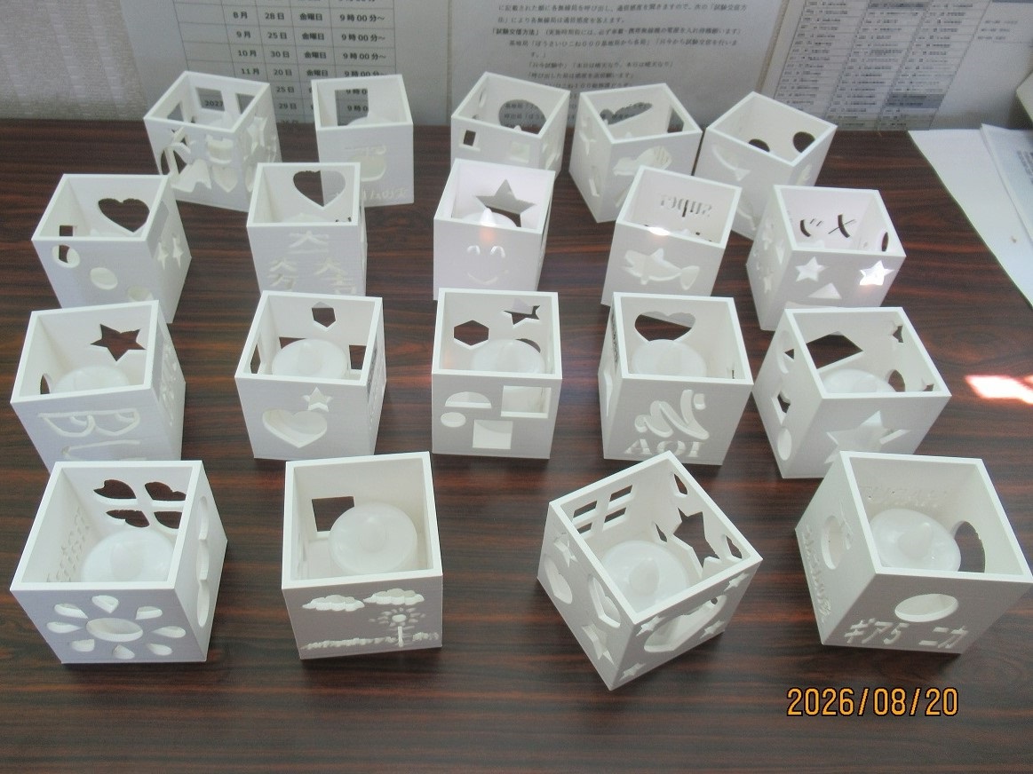 3Dプリンターで印刷して完成したランタン