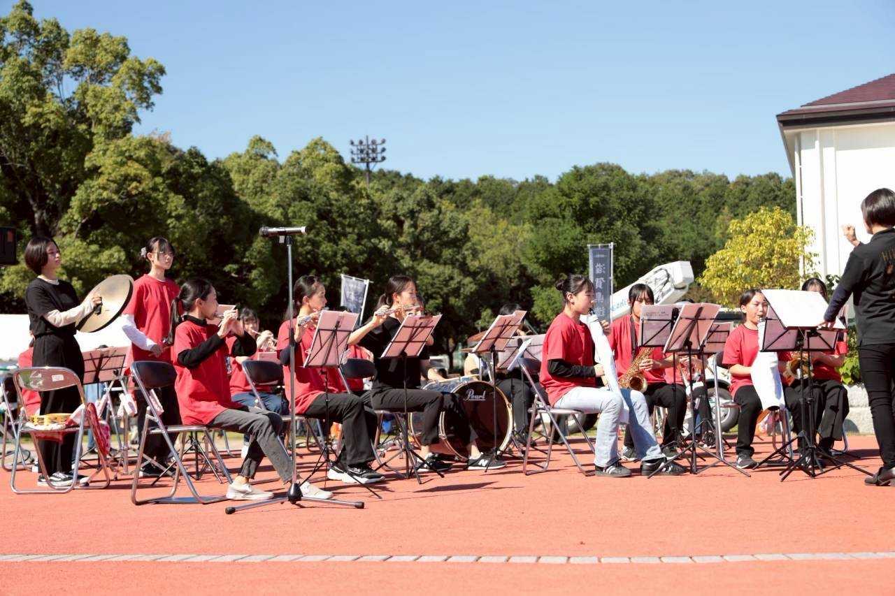 ひこねいろ文化祭vol.3のジュニアバンドの演奏の様子