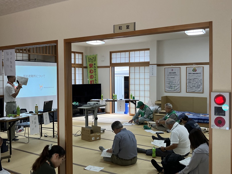 平田公民館で講習を受ける参加者達