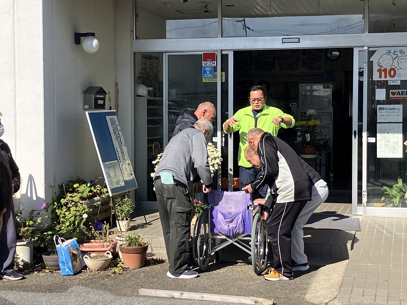 車いす操作体験の様子