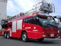 彦根市消防本部のはしご車両の写真